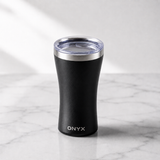 Shot Tequilero ONYX MenCity 6 oz acero inoxidable negro mate sobre marmol blanco - hero product premium